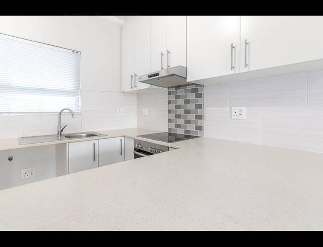 2 BEDROOM APARTMENT FOR SALE IN FLAMINGO VLEI